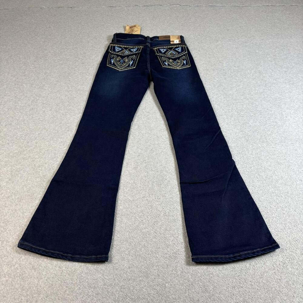 Ariat Jeans Juniors 5 Blue Dark Wash M2 Mid Rise Bootcut Denim Embroidered Back